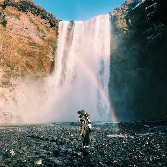 Meet your Posher, Julia - Picture 2 of 4